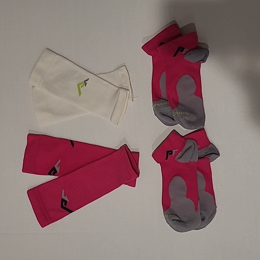 Pro Compression socks and calf sleeves for runners and athletes